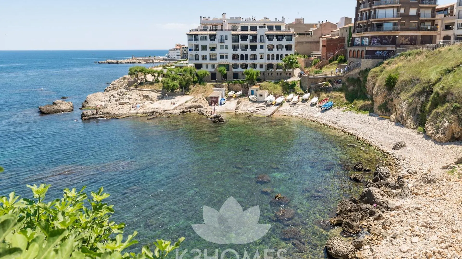 Family-Friendly Villa For 8 Guests L'Escala Spain