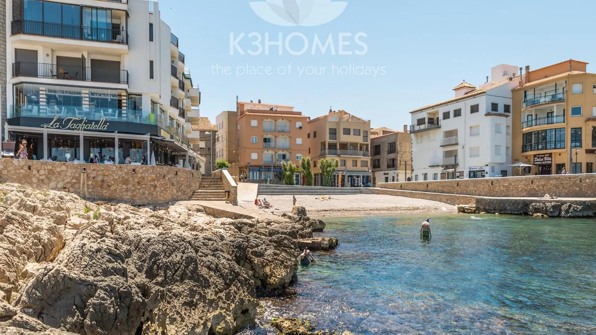 Family-Friendly Villa For 8 Guests L'Escala