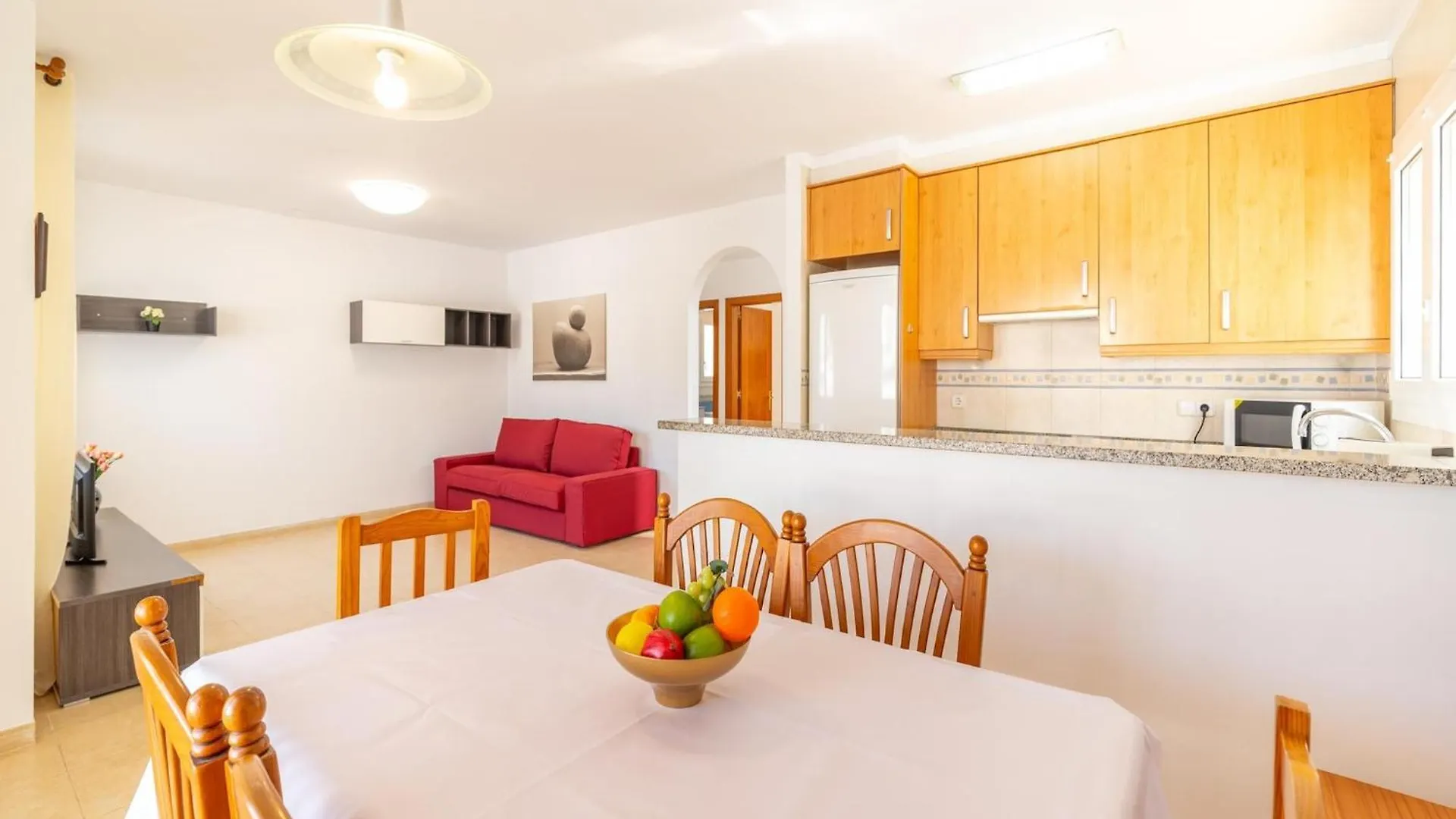 Family-Friendly Villa For 8 Guests L'Escala Spain